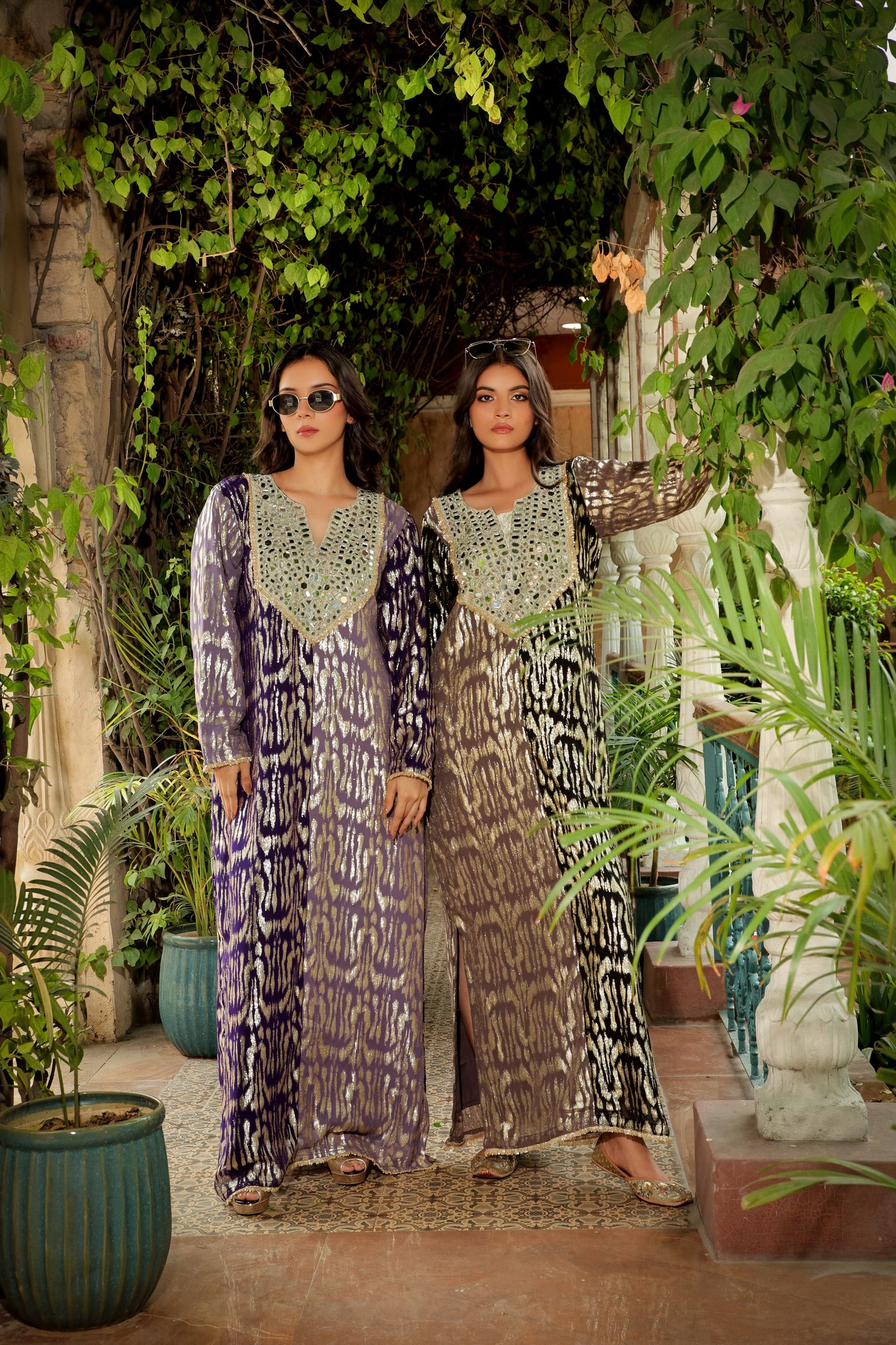 Sitara (Black & Grey)