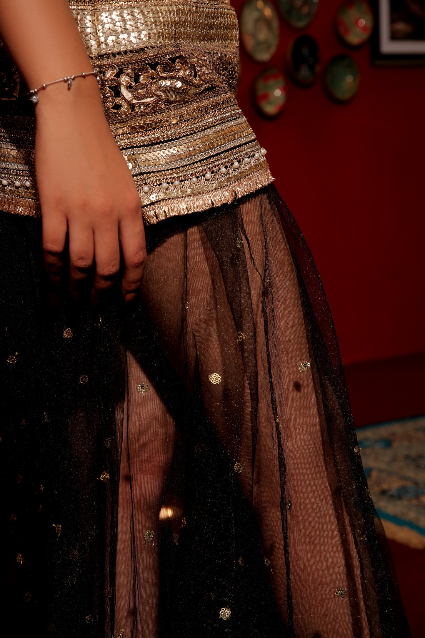 Ruhani (Black)