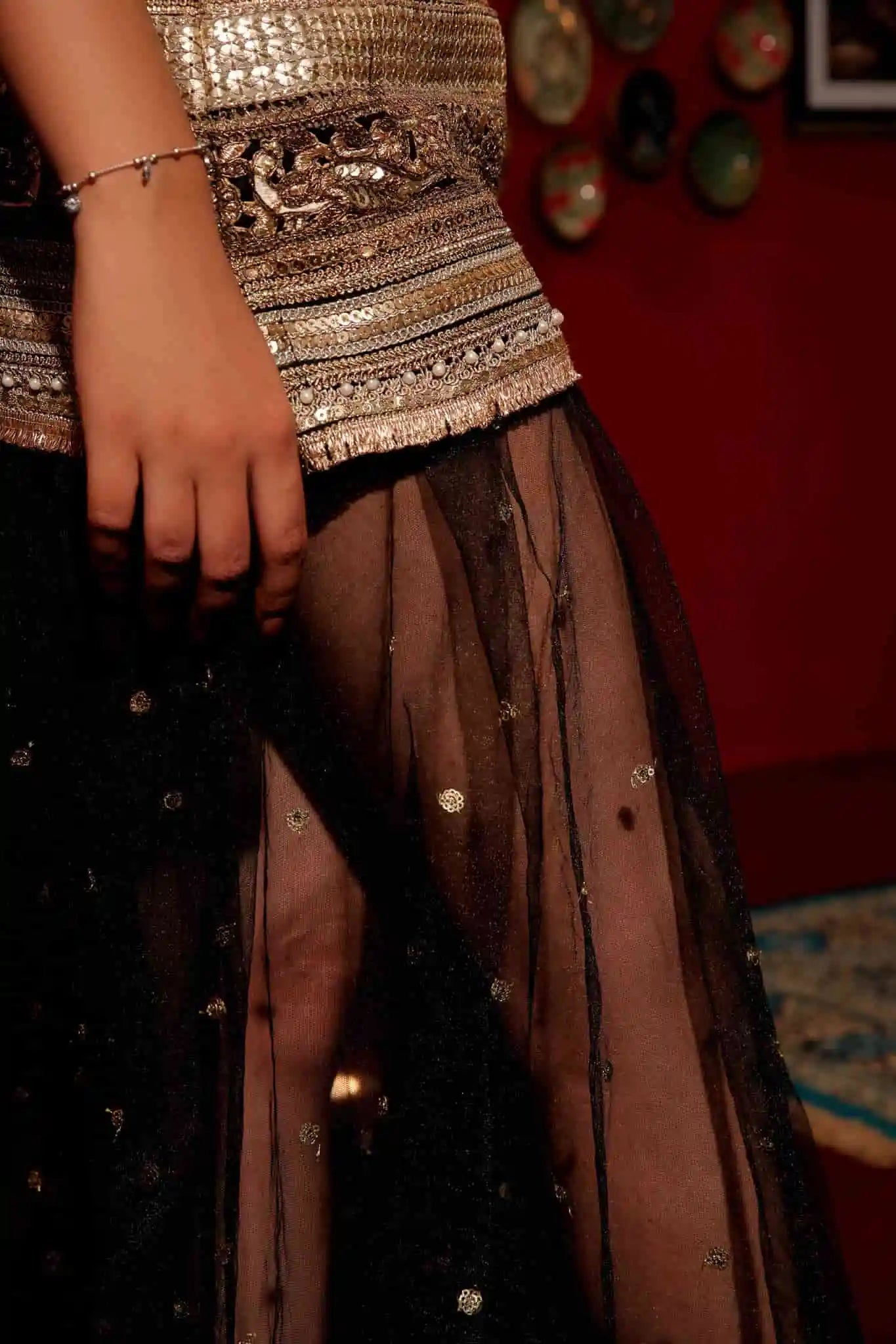 Ruhani (Black)